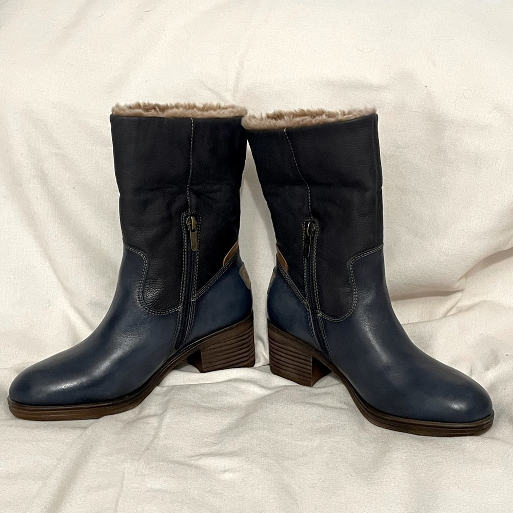 Brand New PIKOLINOS boots. NWOB